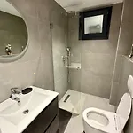 Boulevard Suites-lushnje 아파트