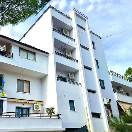 Apartment Boulevard Suites-lushnje