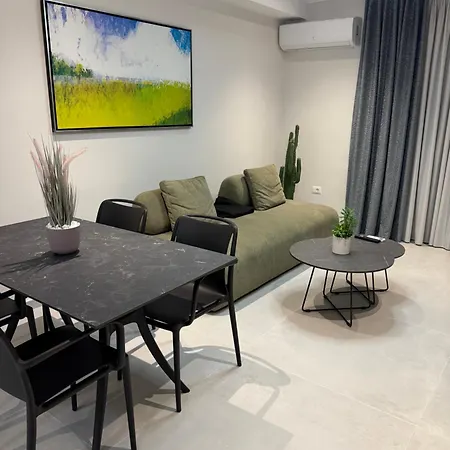 Boulevard Suites-lushnje Daire Lushnjë