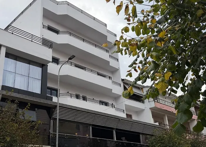 Apartment Boulevard Suites-lushnje