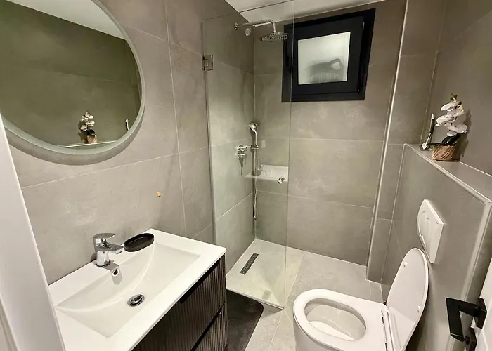 Boulevard Suites-lushnje Apartment